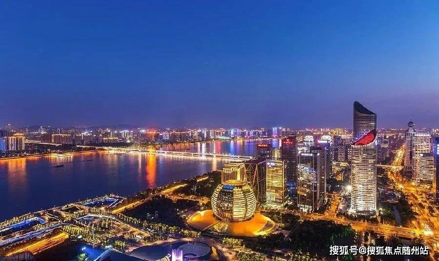 2024新澳门资料免费长期|精选解释解析落实,新澳门资料免费长期解析与落实策略，走向成功的指引