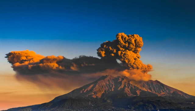 日本富士山喷发最新消息2023,日本富士山喷发最新消息（XXXX年）